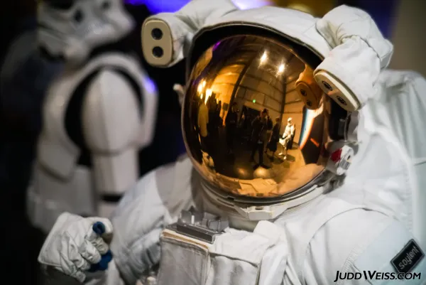 yurisnight-2016-1010.jpg