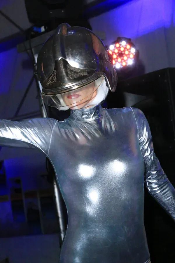 img0716bd80.jpg