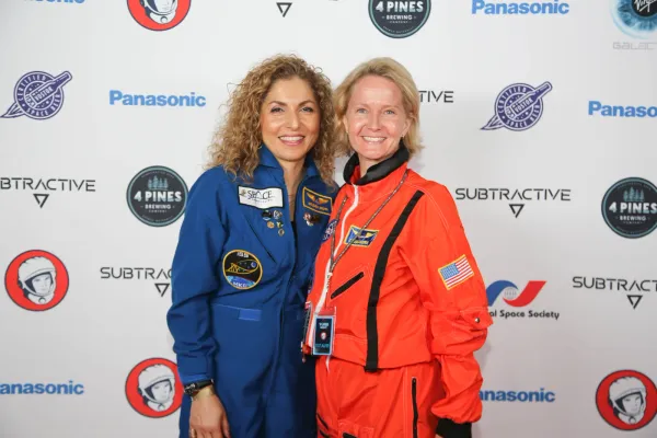 2d8a8548.jpg