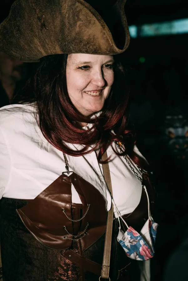 sylayurisnight220409-roaming1222.jpg