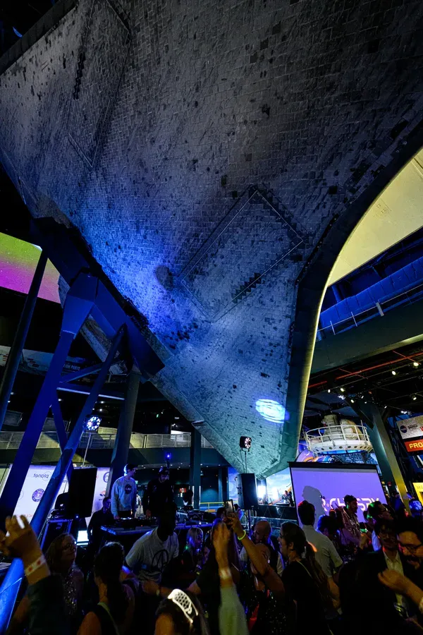 john-kraus-yuris-night-2022-ksc-126.jpg