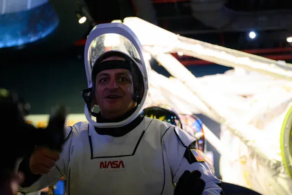 john-kraus-yuris-night-2022-ksc-024.jpg