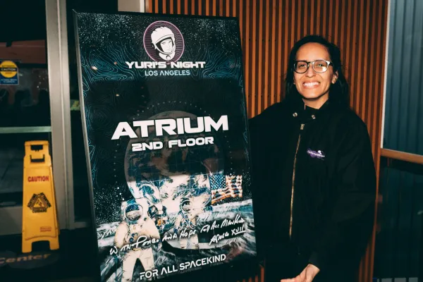 sy230408yurisnightroaming128.jpg