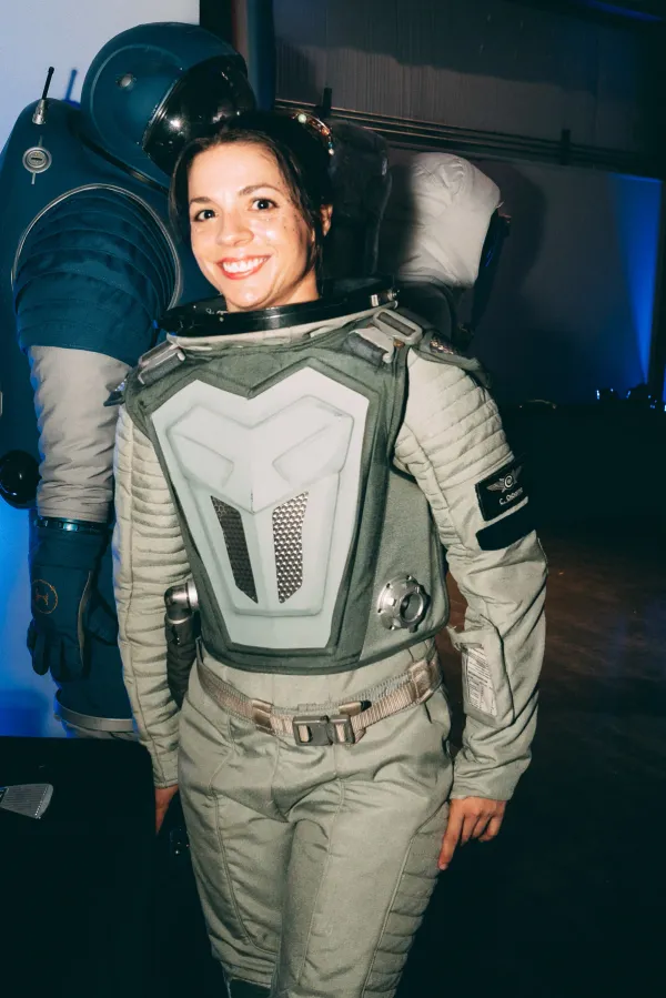 sy230408yurisnightroaming211.jpg